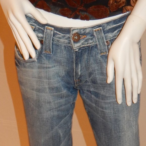 Jetlag - Picture 8 of 8